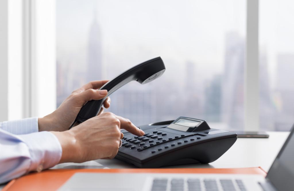 How Do Voip and PSTN Cost Comparison?